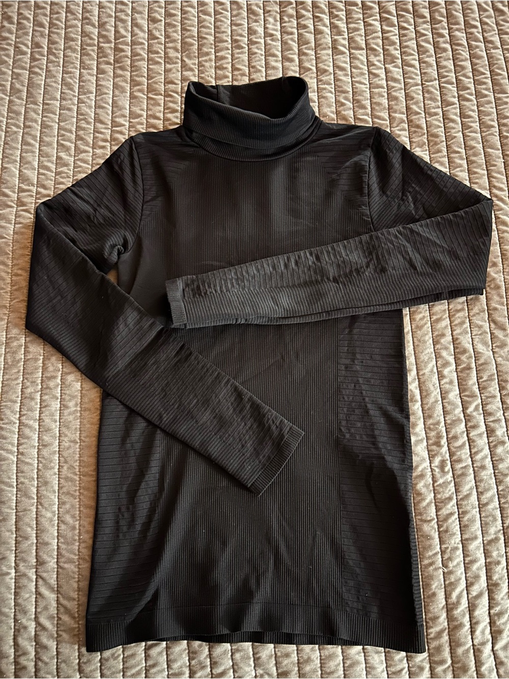 Athleta Flurry Ribbed Turtleneck